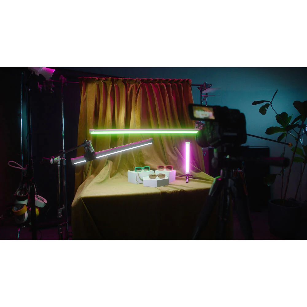 Aputure Amaran PT2c 60cm RGB-WW Pixel Tube LED Constant Light - Image 11